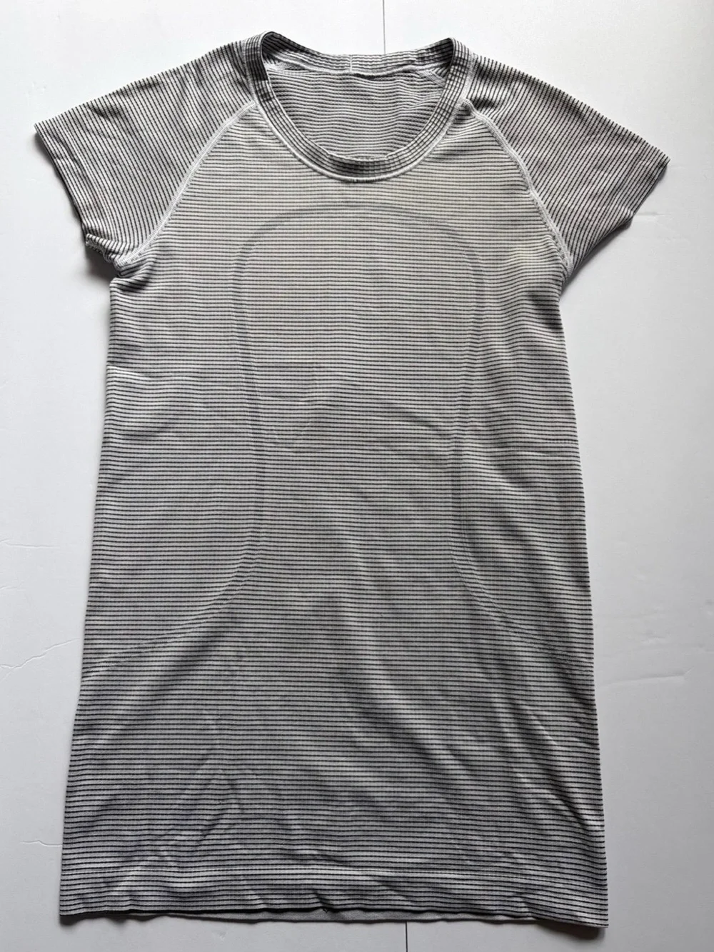 lululemon athletica light gray